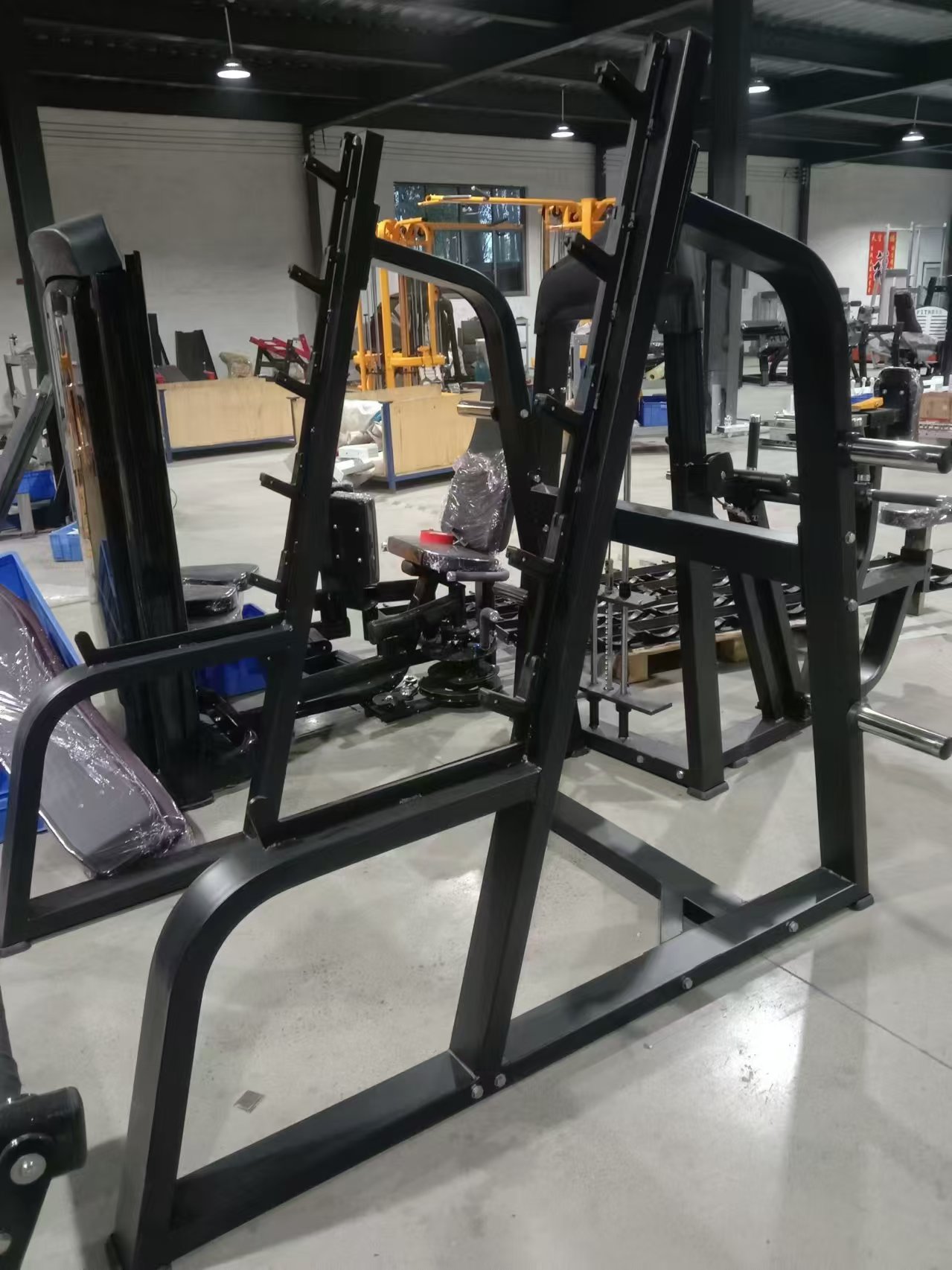 スクワットラックパワーケージ、安全アーム付きプレートロード式 - Heavy Equipment Gym のレビューと価格